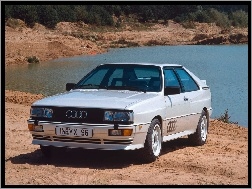 Jezioro, Przód, Audi GT